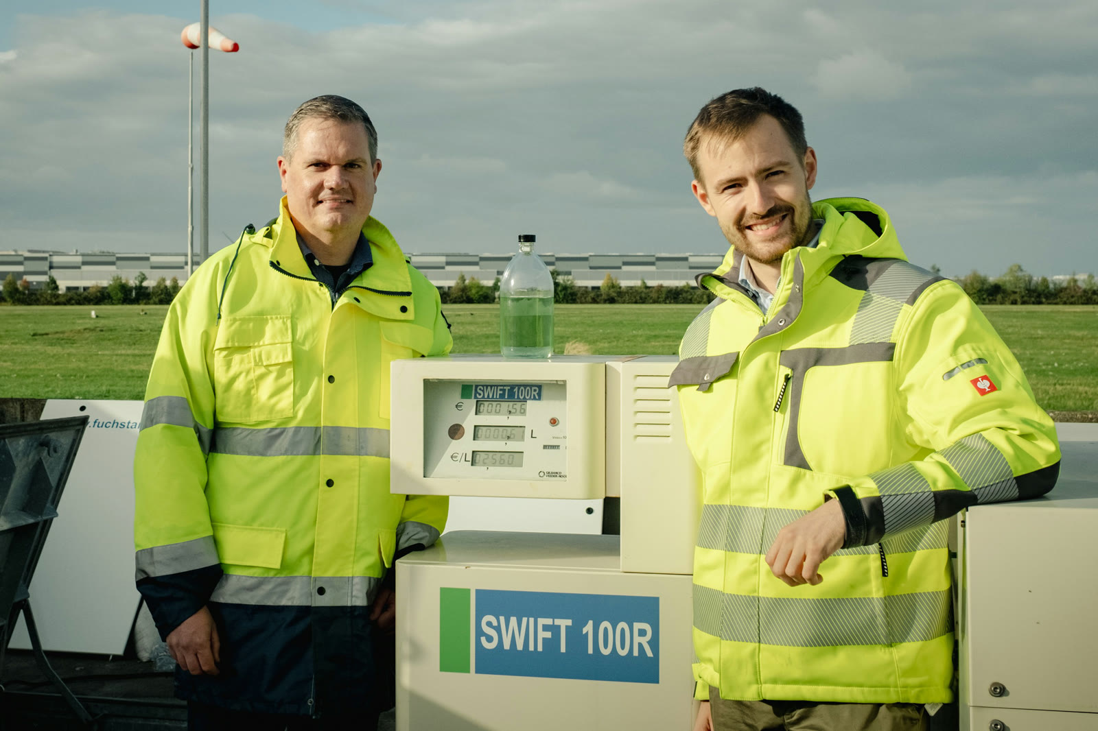 Swift 100R an der Flugplatztankstelle in Hildesheim